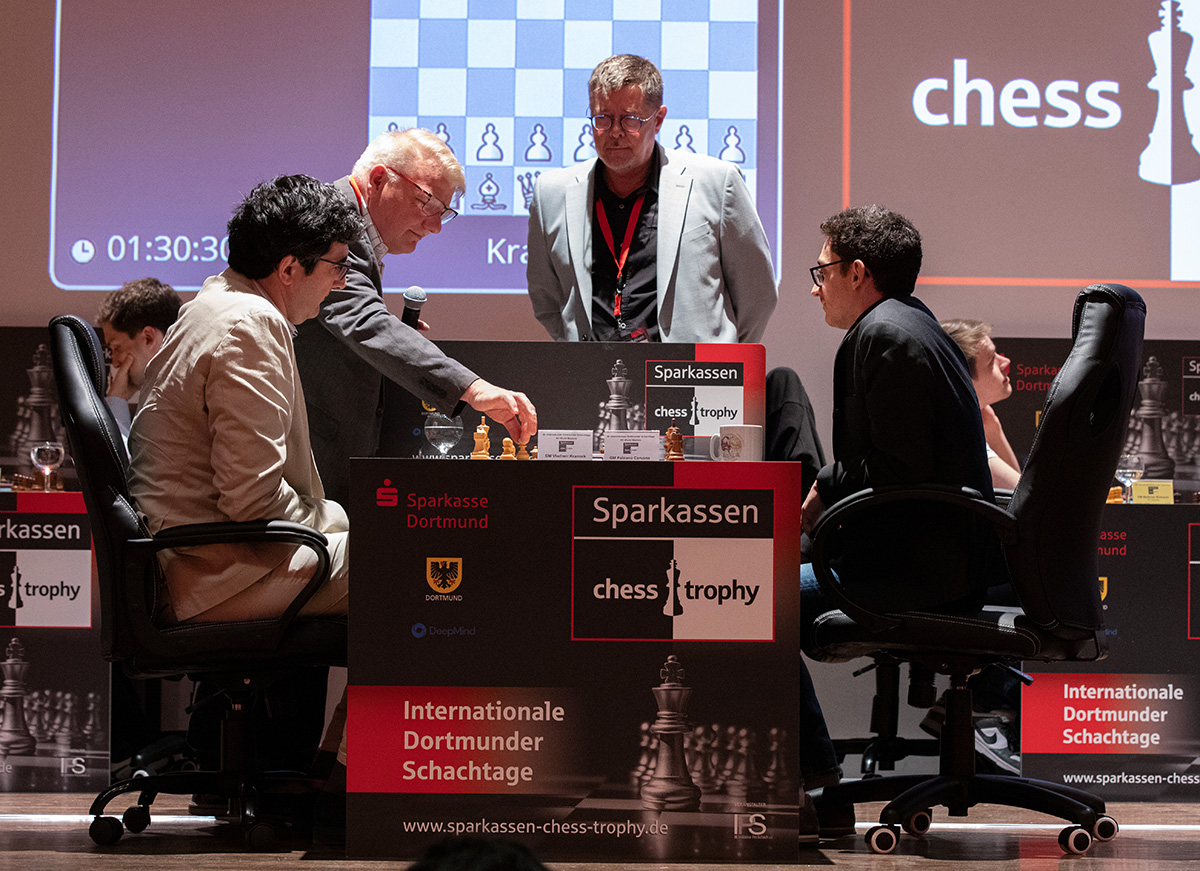 Kramnik beeindruckend zurück an der Tabellenspitze